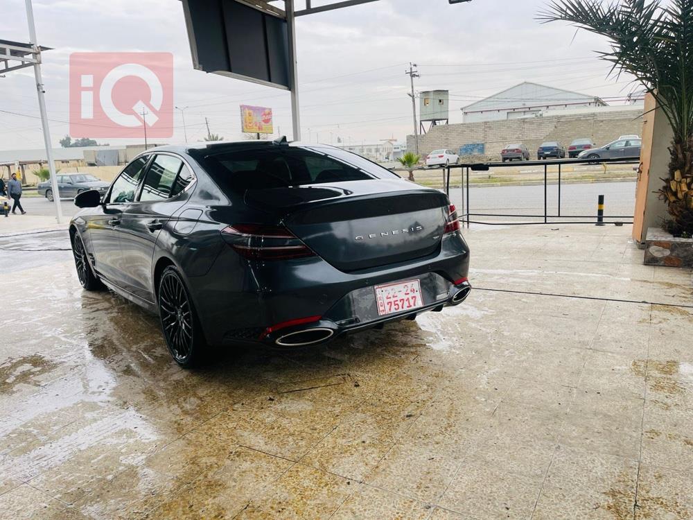 Genesis G70